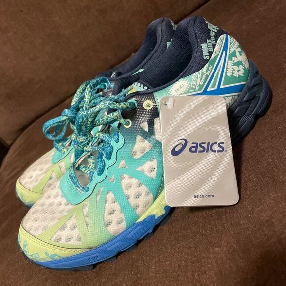 Asics Gel-Noosa Tri 9 Women's sz 6.5 37.5 EURWhite/Blue/Turquoise NEW RARE TAGS - Picture 1 of 7